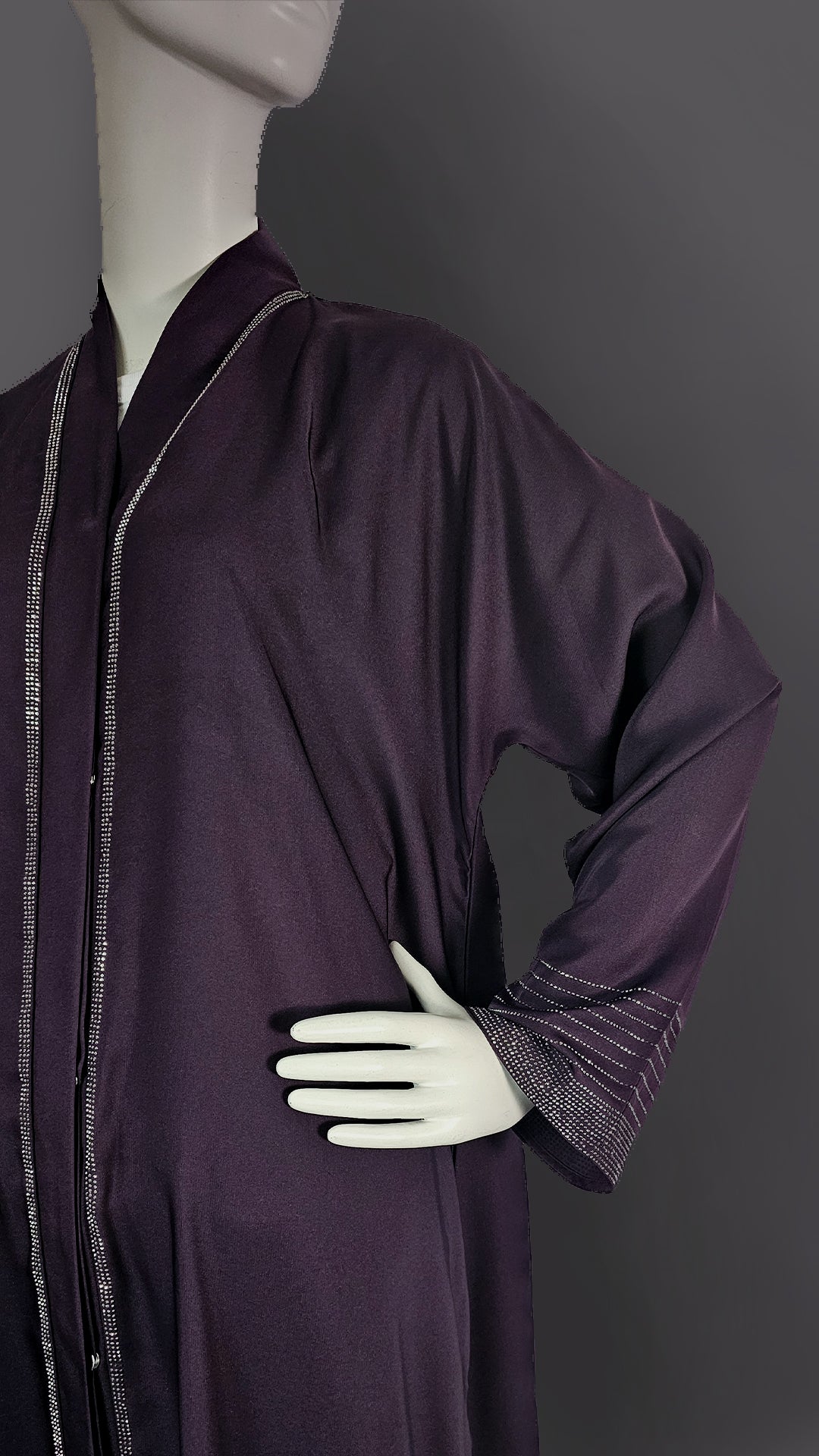 The 'Amethyst Glow' Abaya
