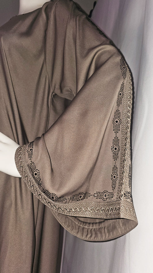 The 'Desert Bloom' Abaya