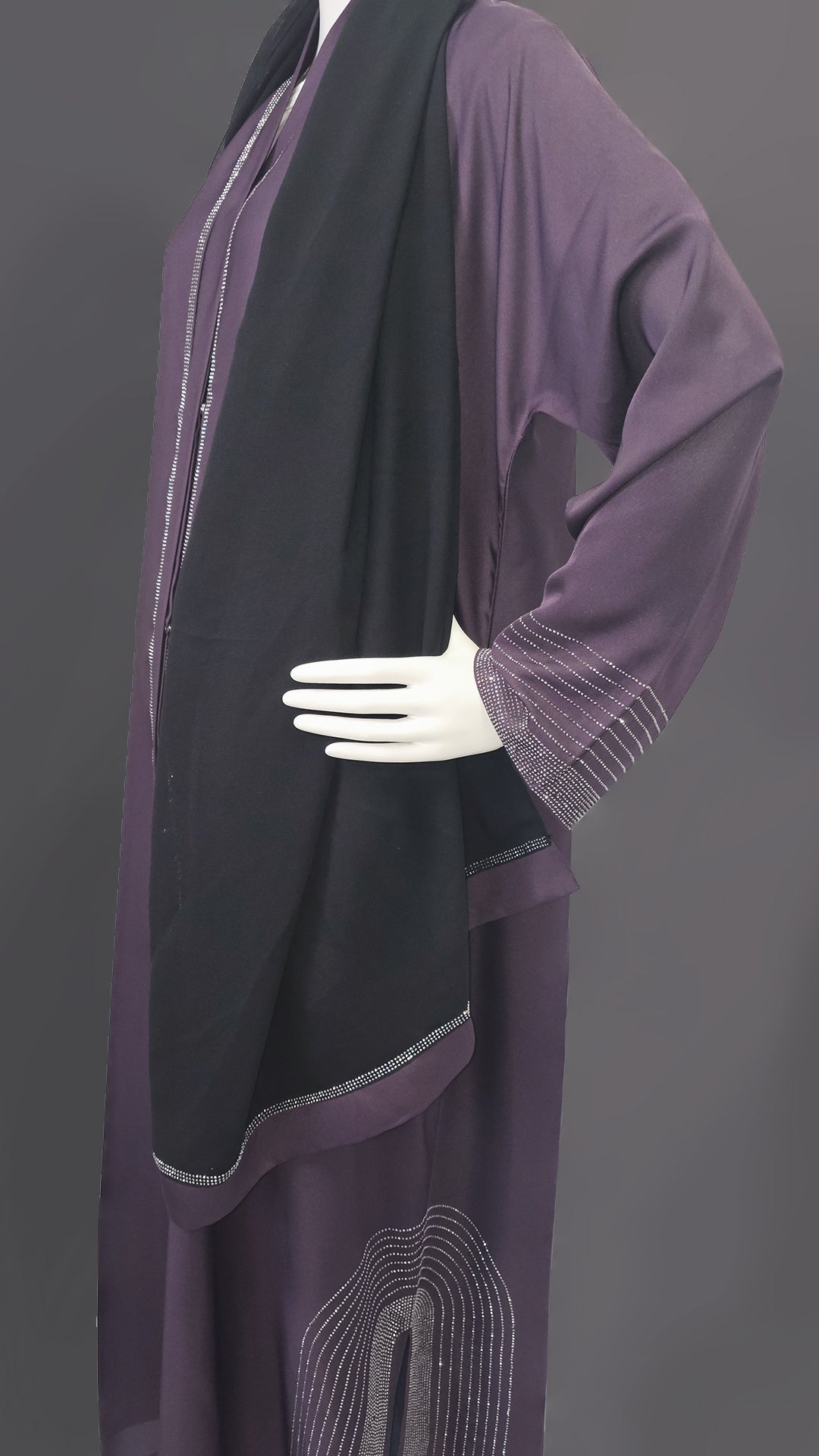 The 'Amethyst Glow' Abaya